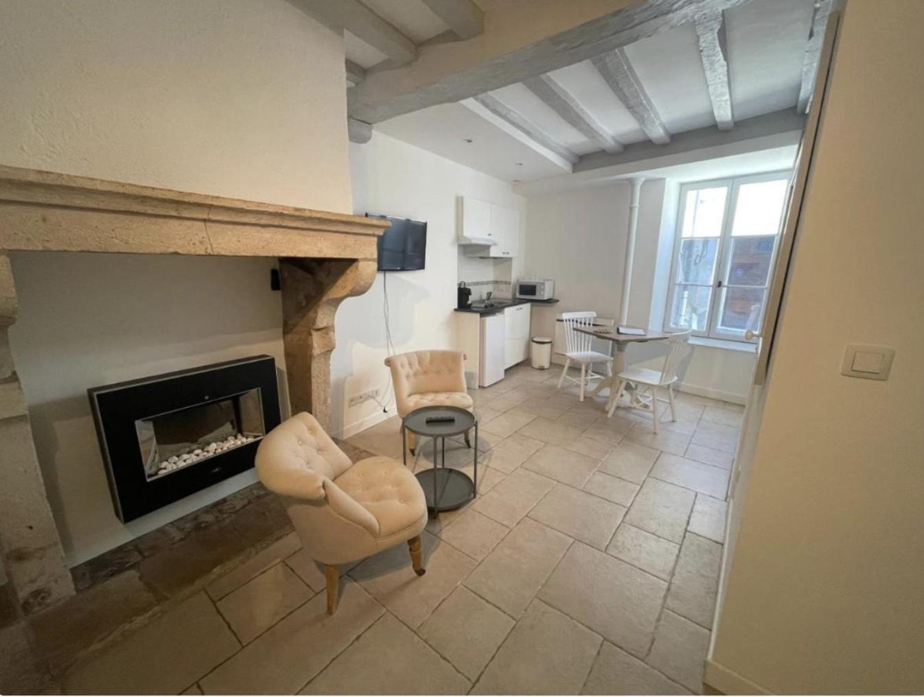Batisse Paradis- 3 Appartements Calmes Et Elegants Au Centre Historique De Beaune Phòng bức ảnh