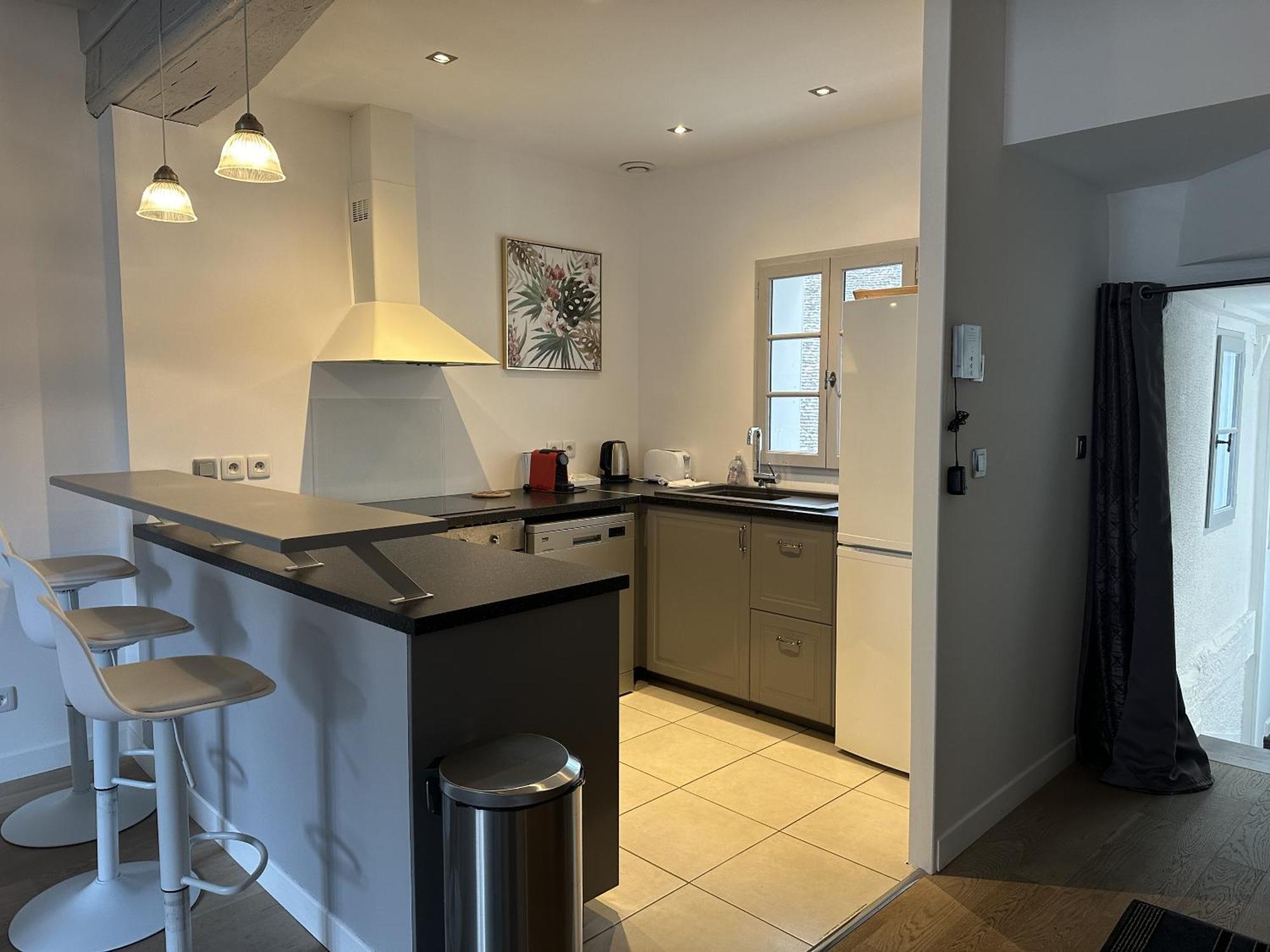 Batisse Paradis- 3 Appartements Calmes Et Elegants Au Centre Historique De Beaune Phòng bức ảnh